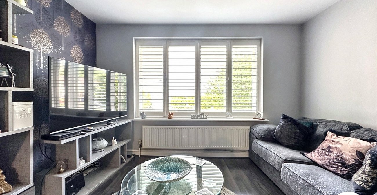 2 bedroom property for sale in Rochester | Robinson Michael & Jackson