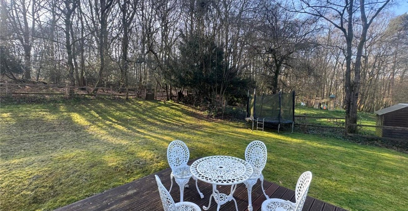 4 bedroom bungalow for sale in Knockholt | Robinson Jackson