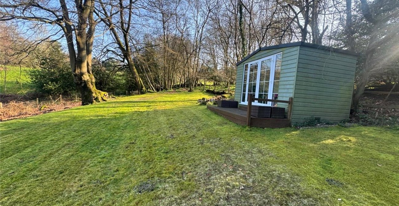 4 bedroom bungalow for sale in Knockholt | Robinson Jackson