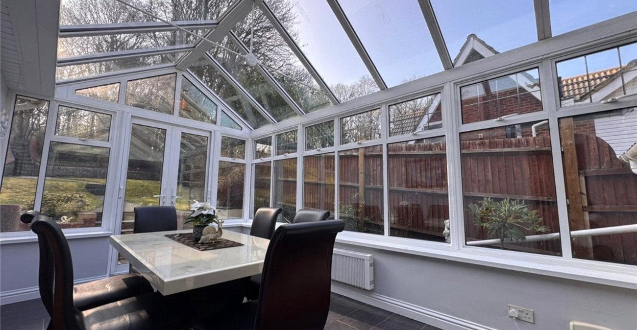 4 bedroom bungalow for sale in Knockholt | Robinson Jackson