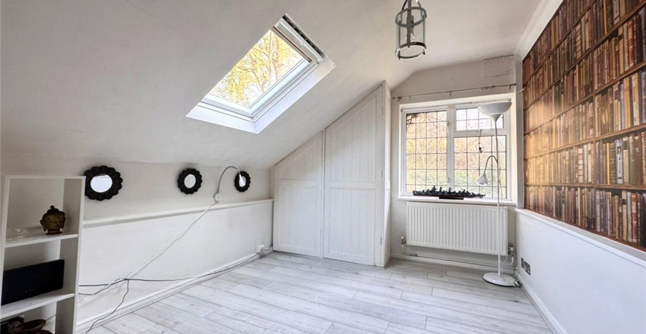 4 bedroom bungalow for sale in Knockholt | Robinson Jackson