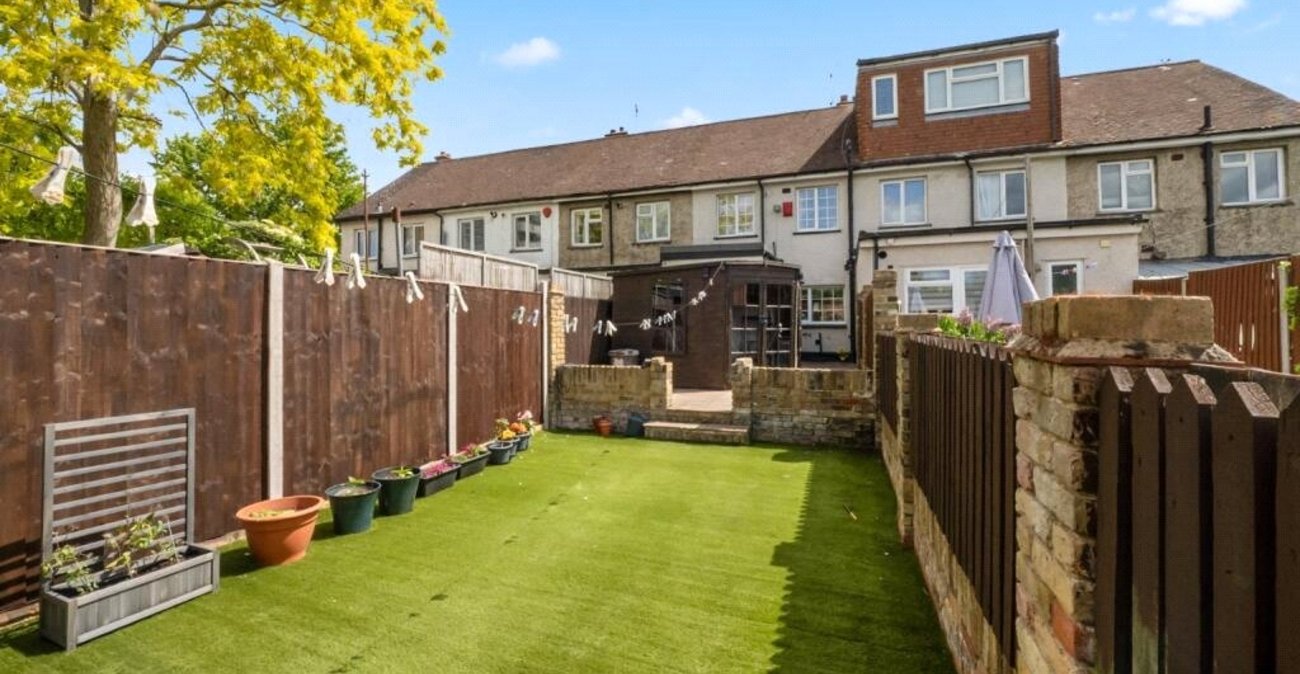 3 bedroom house for sale in Northfleet | Robinson Michael & Jackson