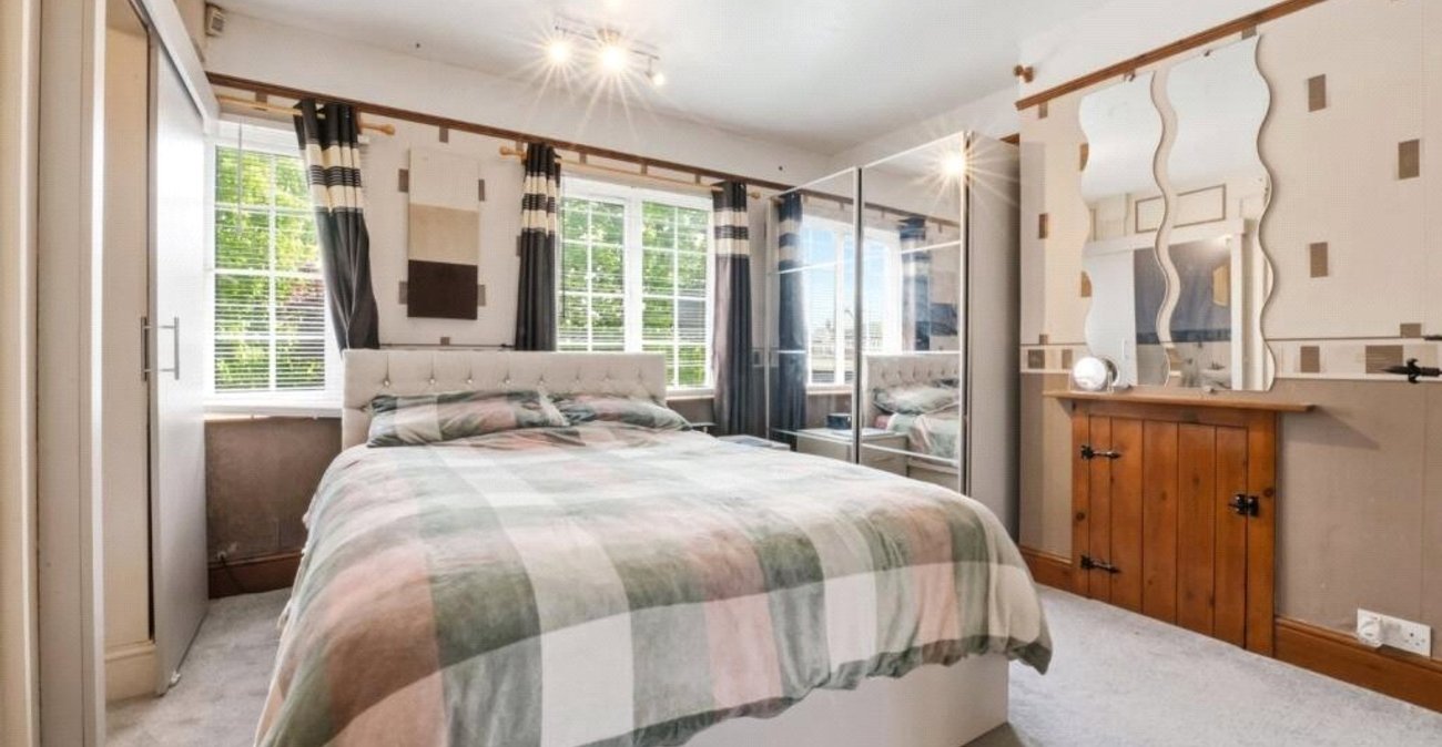 3 bedroom house for sale in Northfleet | Robinson Michael & Jackson