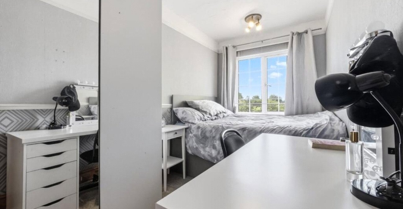 3 bedroom house for sale in Northfleet | Robinson Michael & Jackson