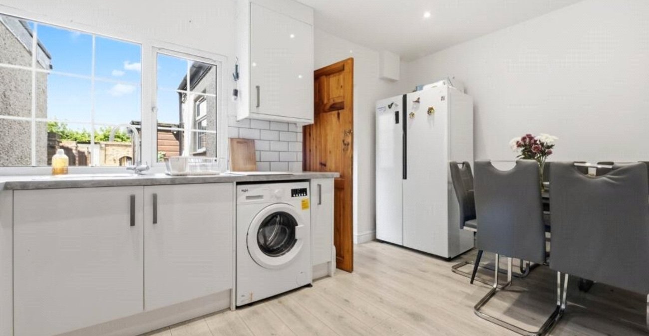 3 bedroom house for sale in Northfleet | Robinson Michael & Jackson