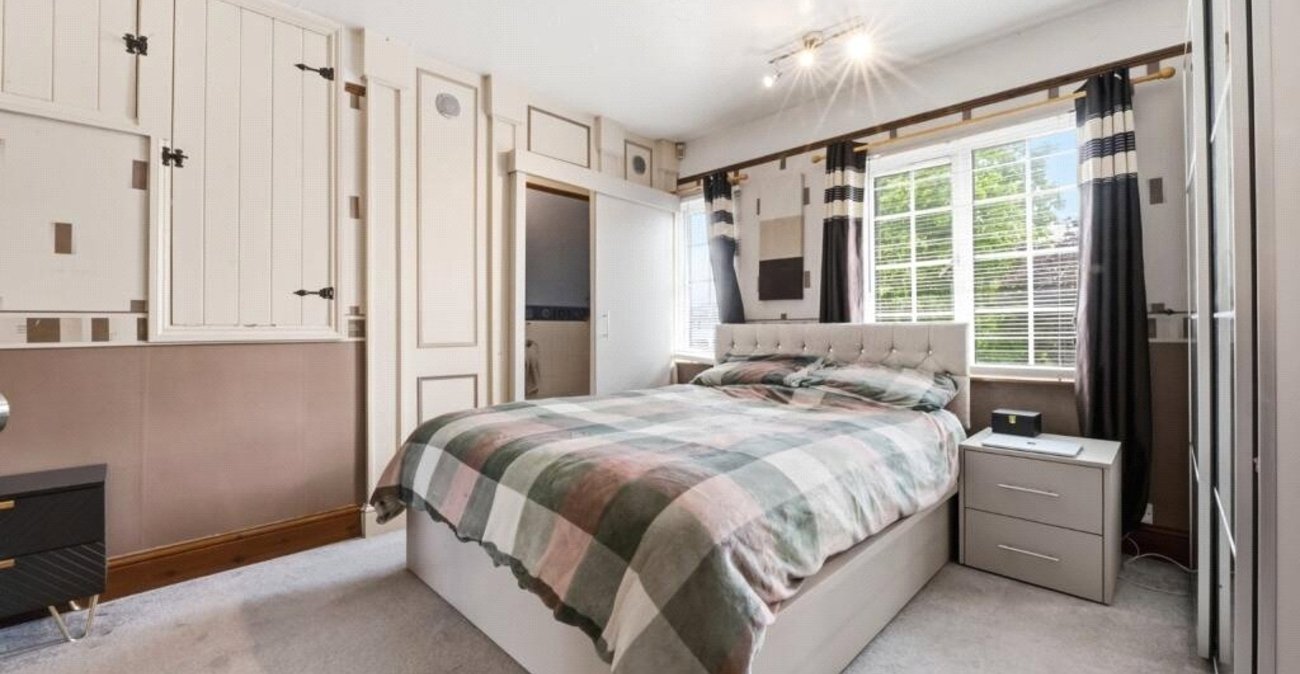3 bedroom house for sale in Northfleet | Robinson Michael & Jackson