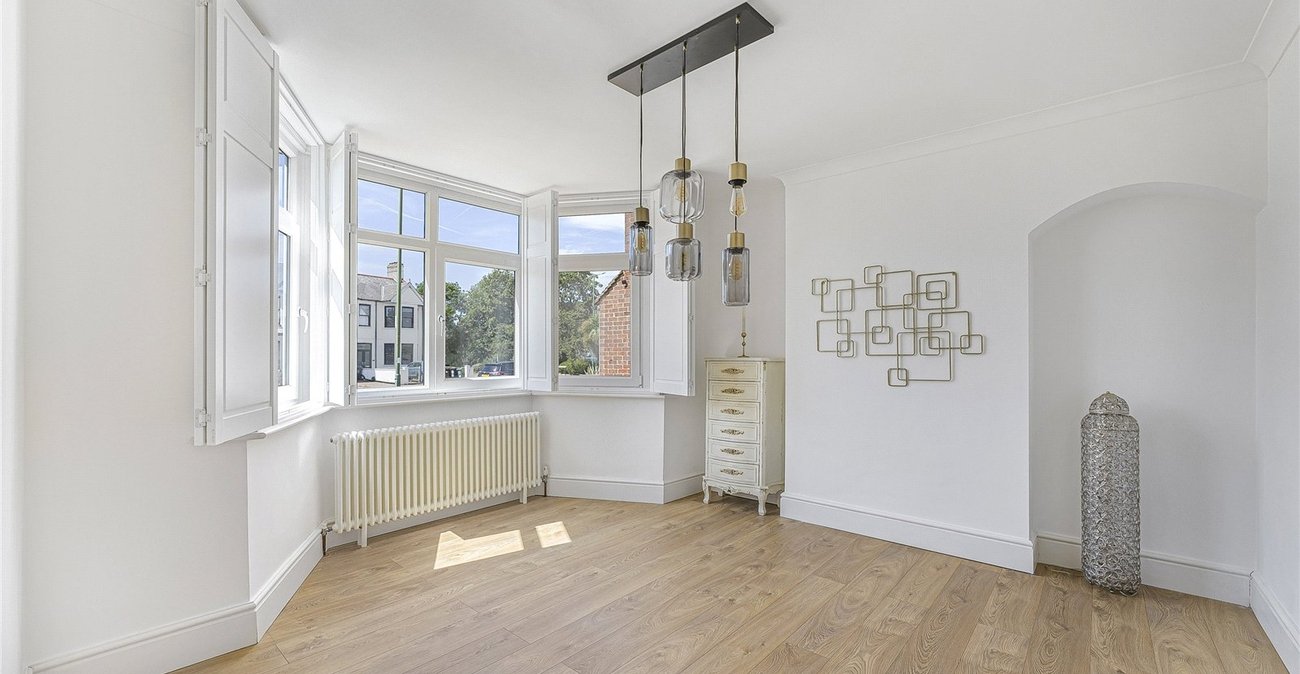 5 bedroom house for sale in Dartford | Robinson Jackson