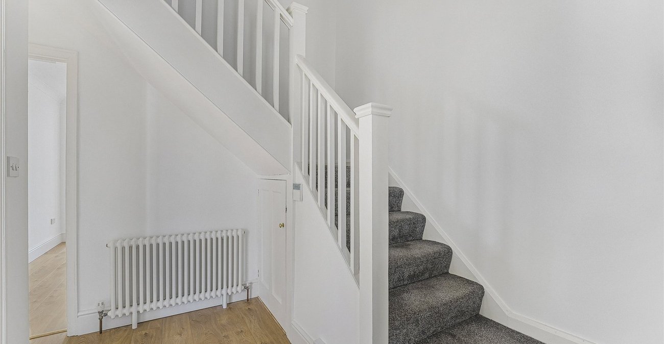 5 bedroom house for sale in Dartford | Robinson Jackson