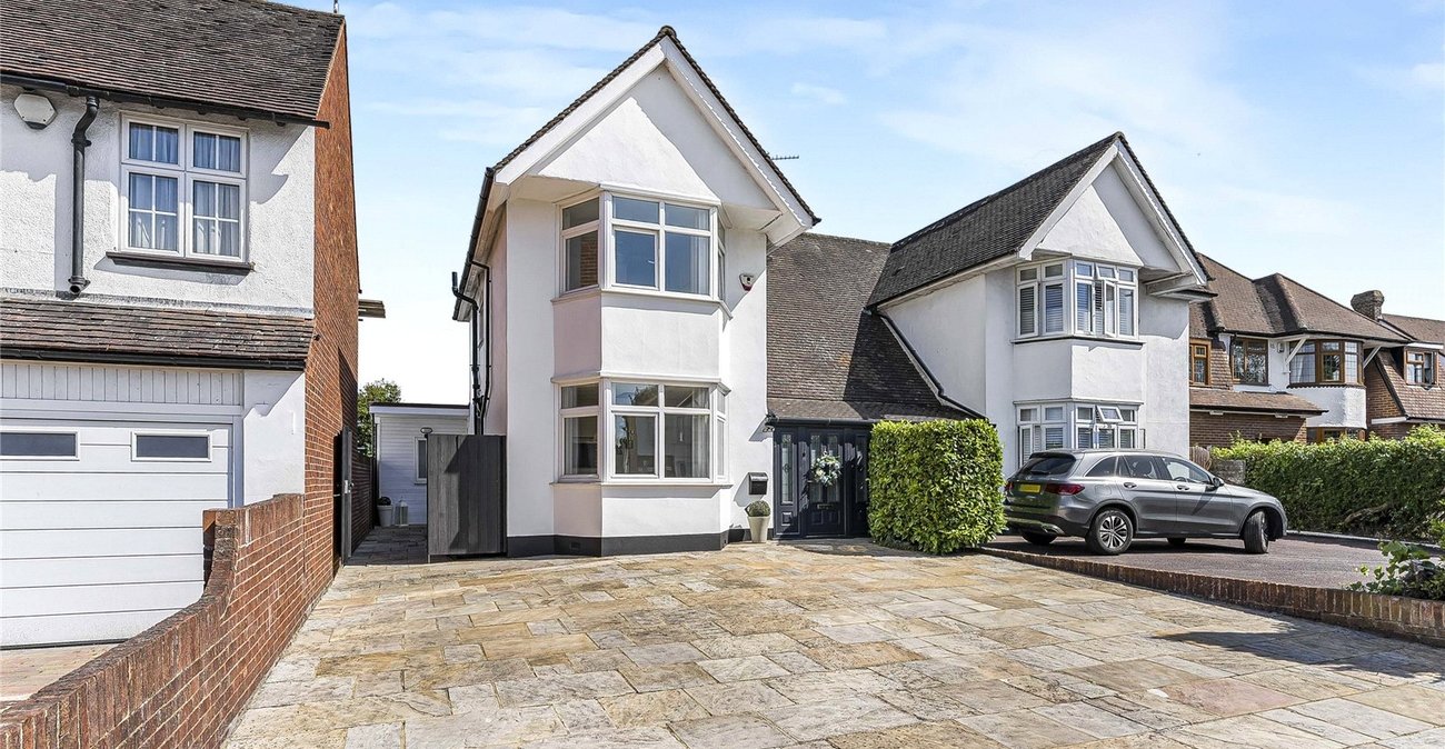 5 bedroom house for sale in Dartford | Robinson Jackson