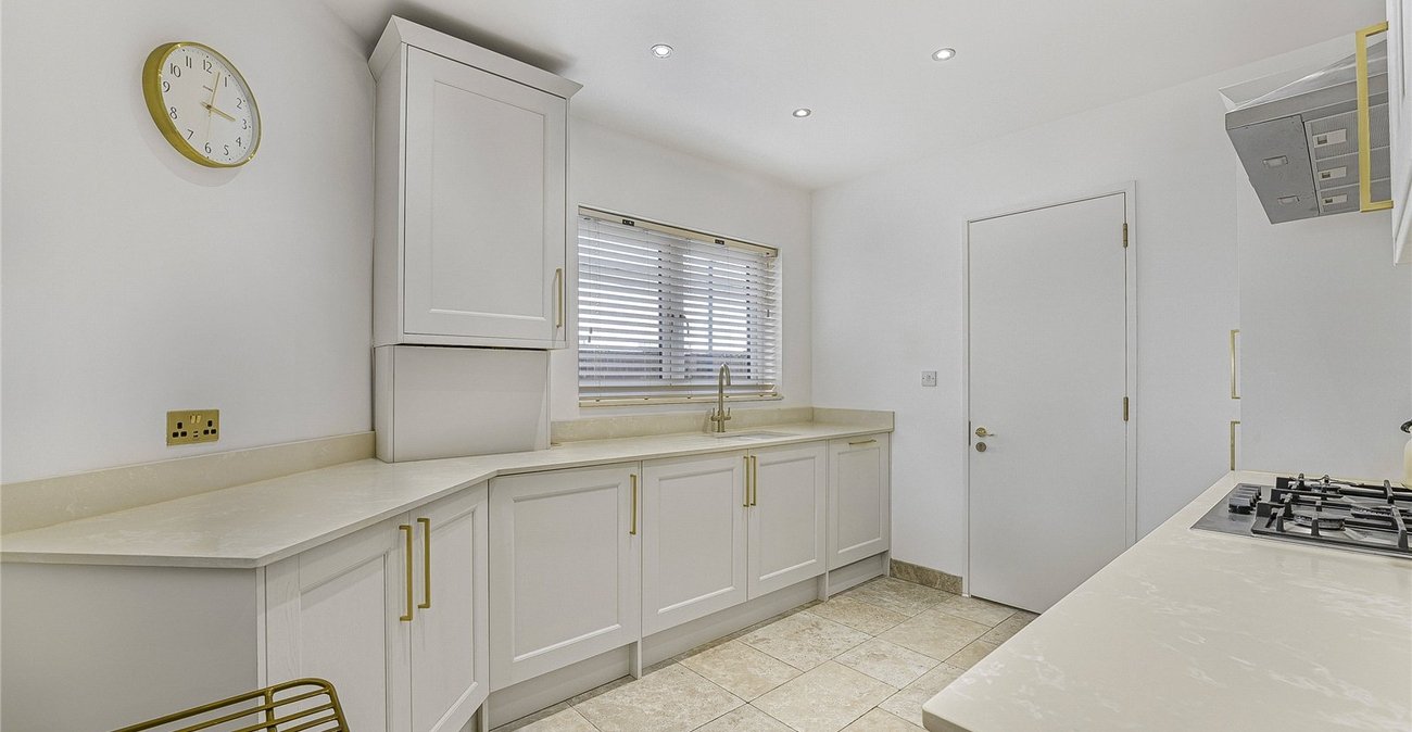 5 bedroom house for sale in Dartford | Robinson Jackson