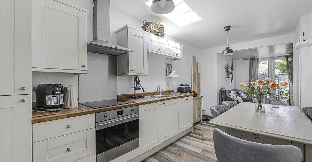 5 bedroom house for sale in Dartford | Robinson Jackson