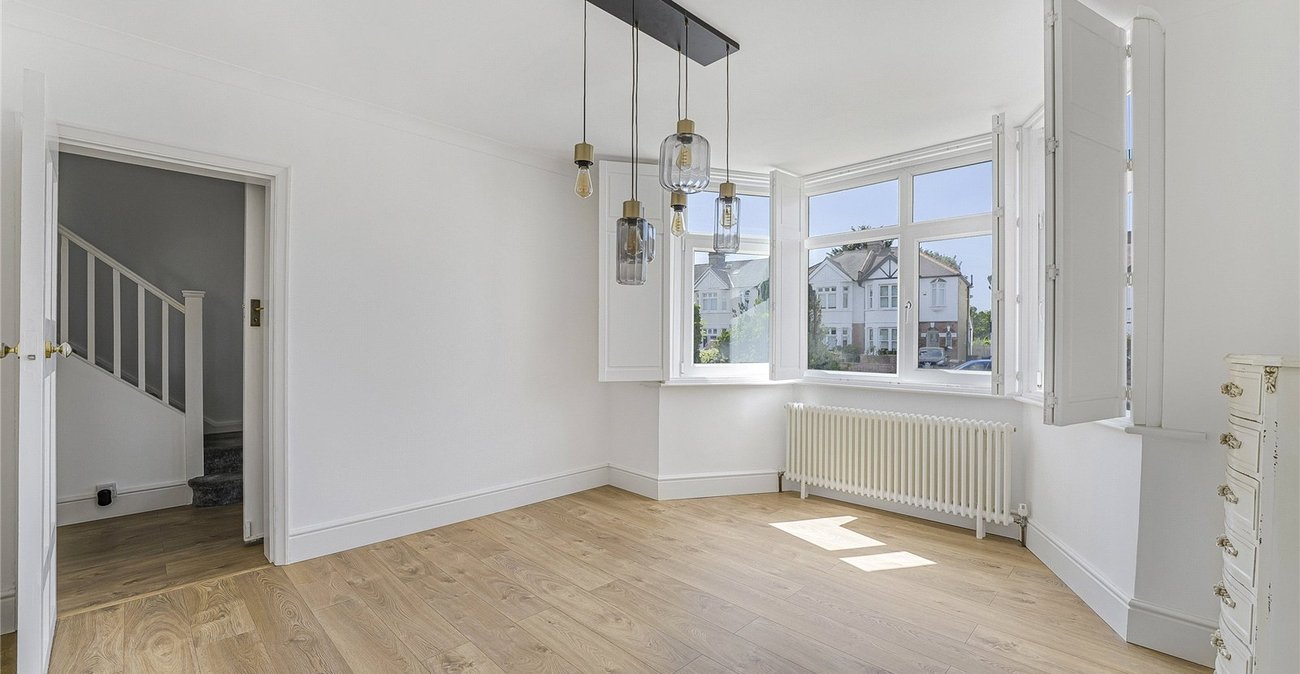 5 bedroom house for sale in Dartford | Robinson Jackson