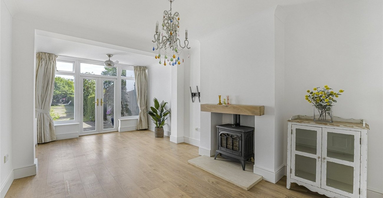 5 bedroom house for sale in Dartford | Robinson Jackson