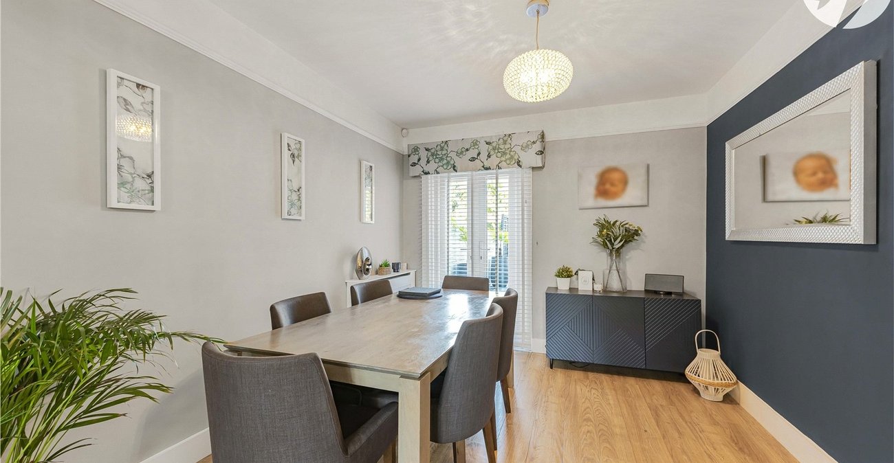 3 bedroom house for sale in West Dartford | Robinson Jackson