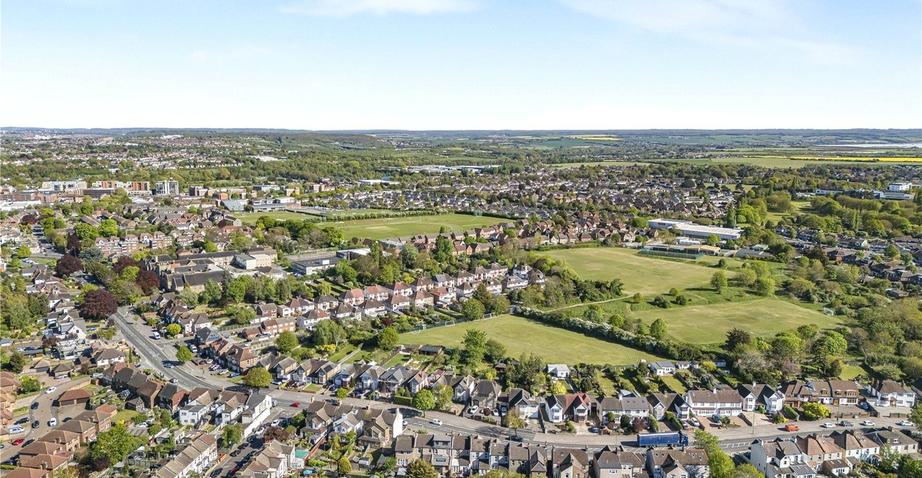 3 bedroom house for sale in West Dartford | Robinson Jackson