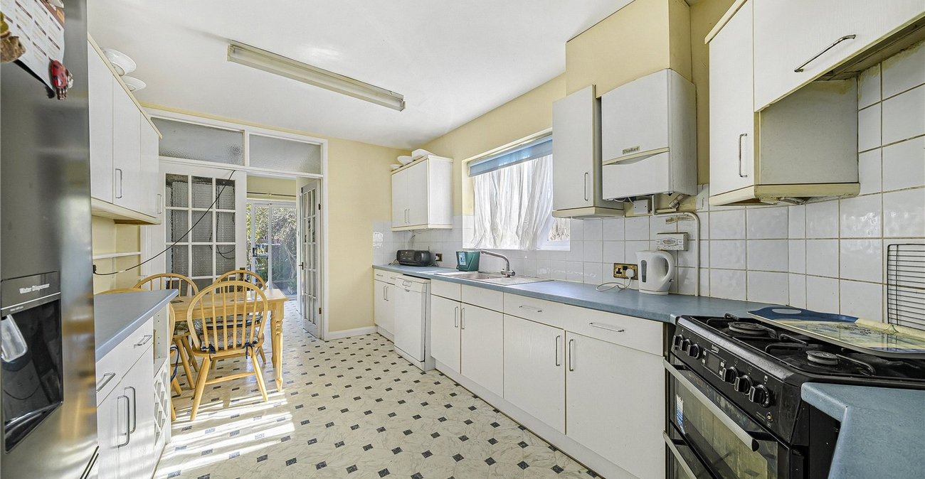 3 bedroom house for sale in West Dartford | Robinson Jackson