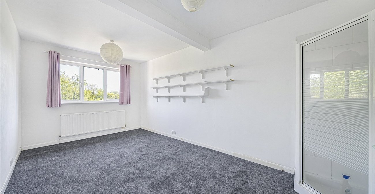 3 bedroom house for sale in West Dartford | Robinson Jackson