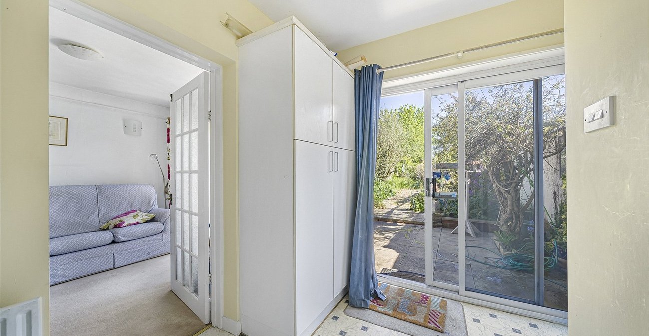 3 bedroom house for sale in West Dartford | Robinson Jackson