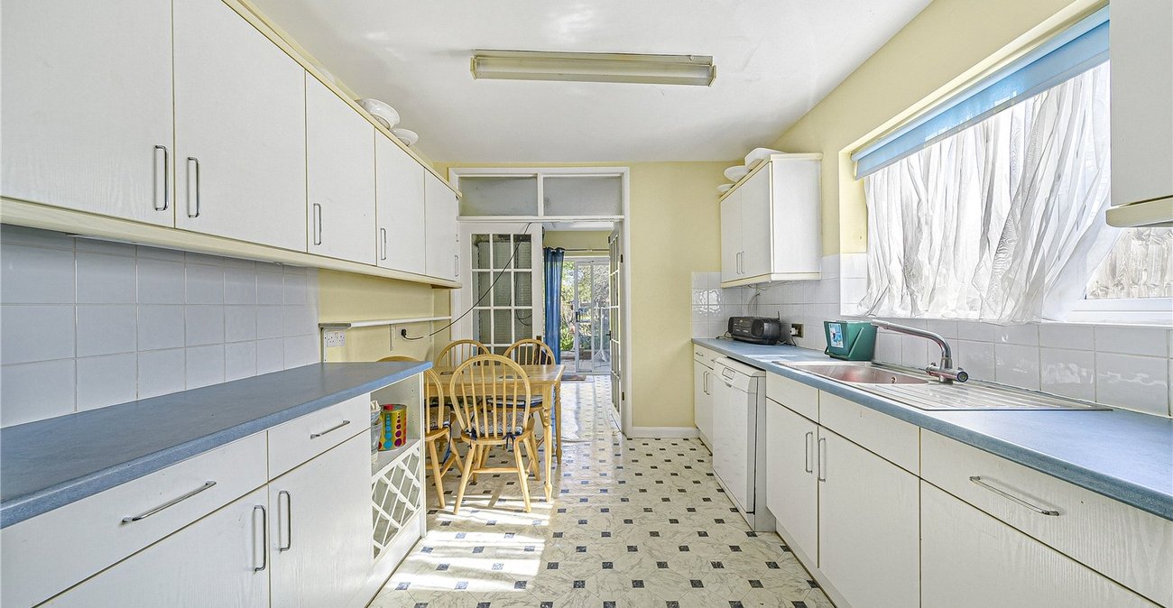 3 bedroom house for sale in West Dartford | Robinson Jackson