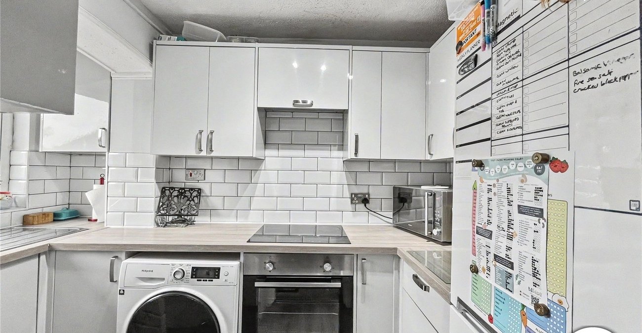 2 bedroom house for sale in Lordswood | Robinson Michael & Jackson
