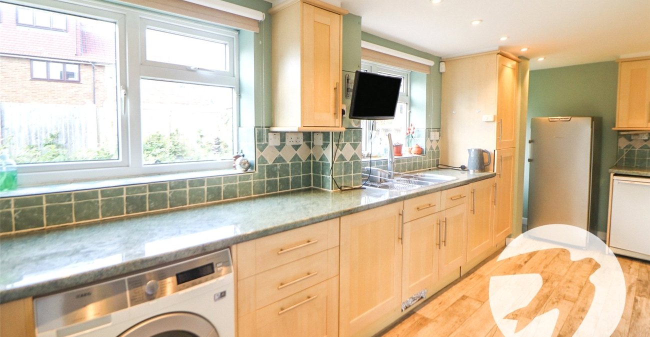 3 bedroom house for sale in Erith | Robinson Jackson