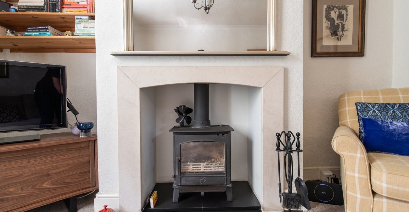 2 bedroom house for sale in Gravesend | Robinson Michael & Jackson