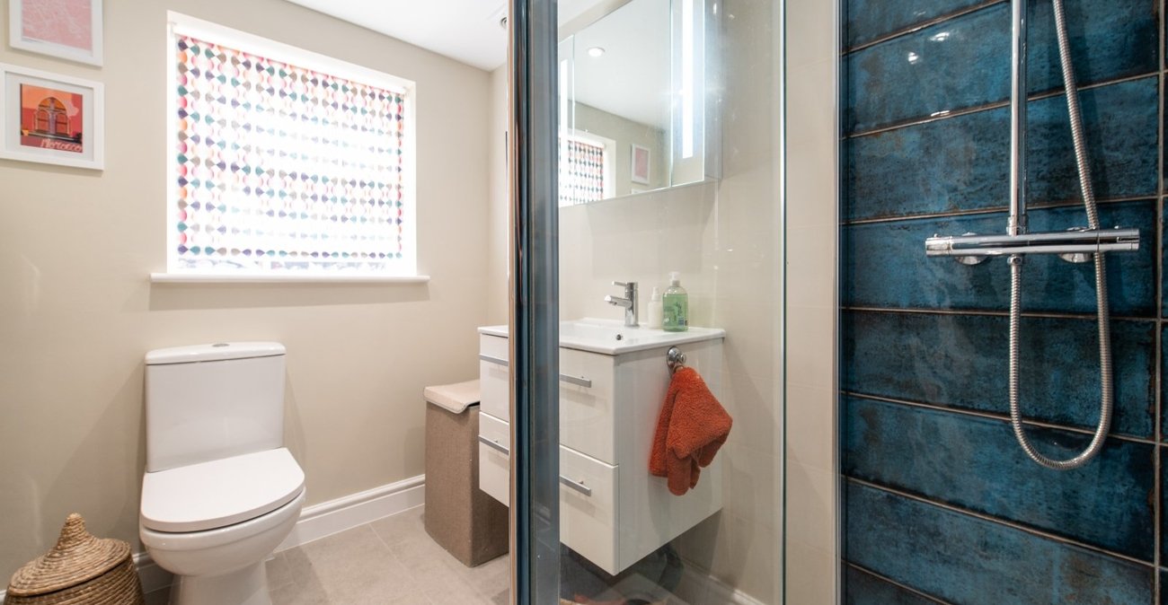 2 bedroom house for sale in Gravesend | Robinson Michael & Jackson