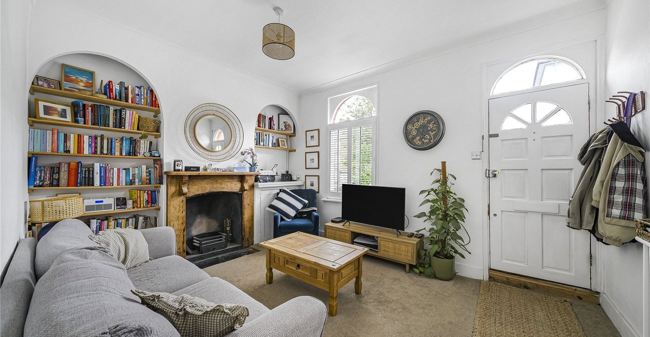 2 bedroom house for sale in Gravesend | Robinson Michael & Jackson