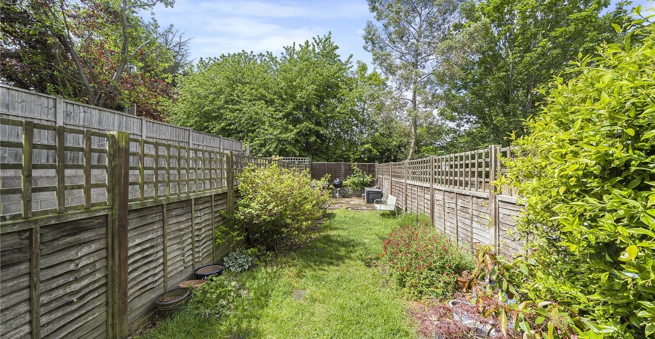 2 bedroom house for sale in Gravesend | Robinson Michael & Jackson