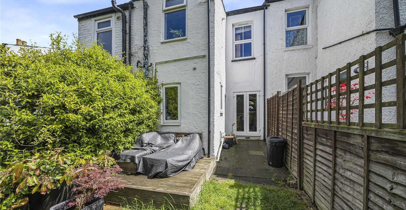 2 bedroom house for sale in Gravesend | Robinson Michael & Jackson