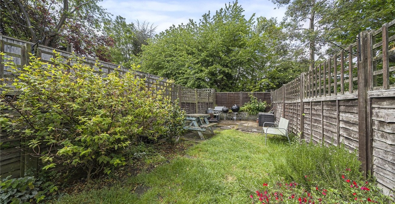 2 bedroom house for sale in Gravesend | Robinson Michael & Jackson