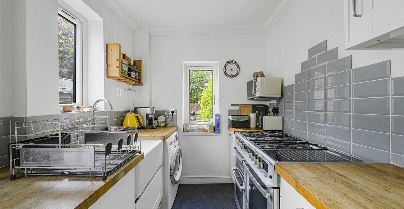 2 bedroom house for sale in Gravesend | Robinson Michael & Jackson