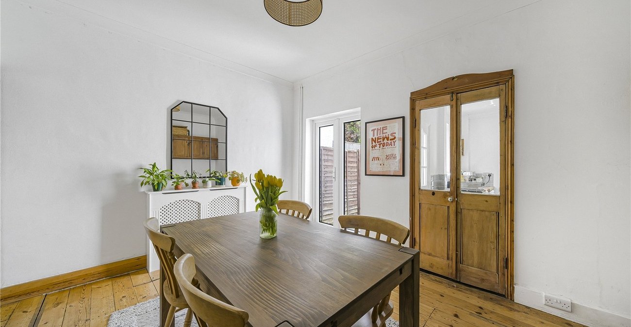 2 bedroom house for sale in Gravesend | Robinson Michael & Jackson