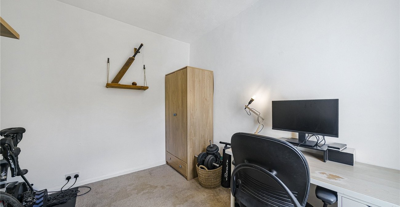 2 bedroom house for sale in Gravesend | Robinson Michael & Jackson
