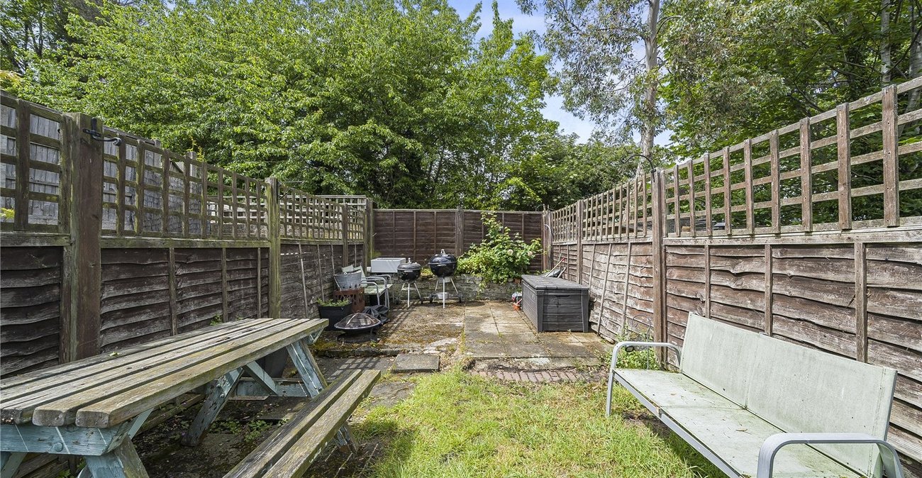 2 bedroom house for sale in Gravesend | Robinson Michael & Jackson