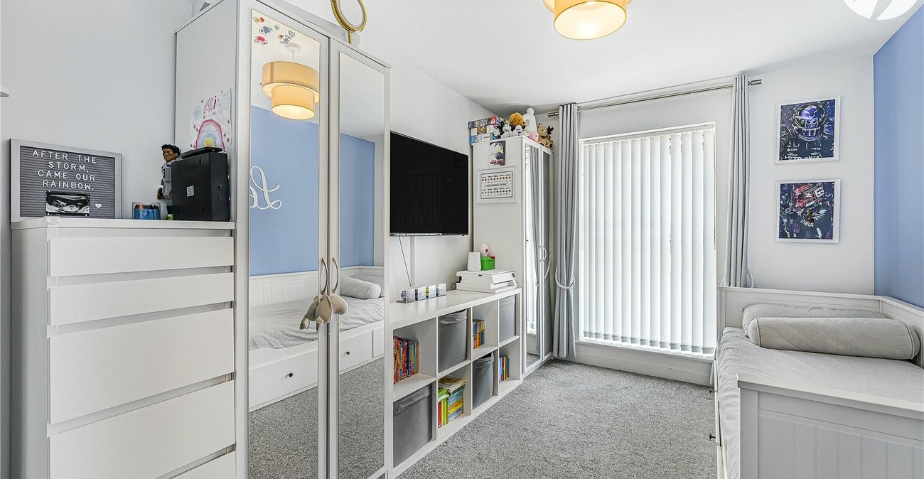 2 bedroom property for sale in Dartford | Robinson Jackson