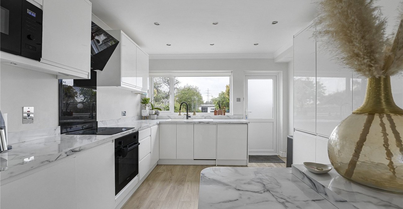 2 bedroom house for sale in Sidcup | Robinson Jackson