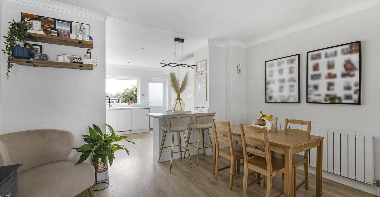 2 bedroom house for sale in Sidcup | Robinson Jackson