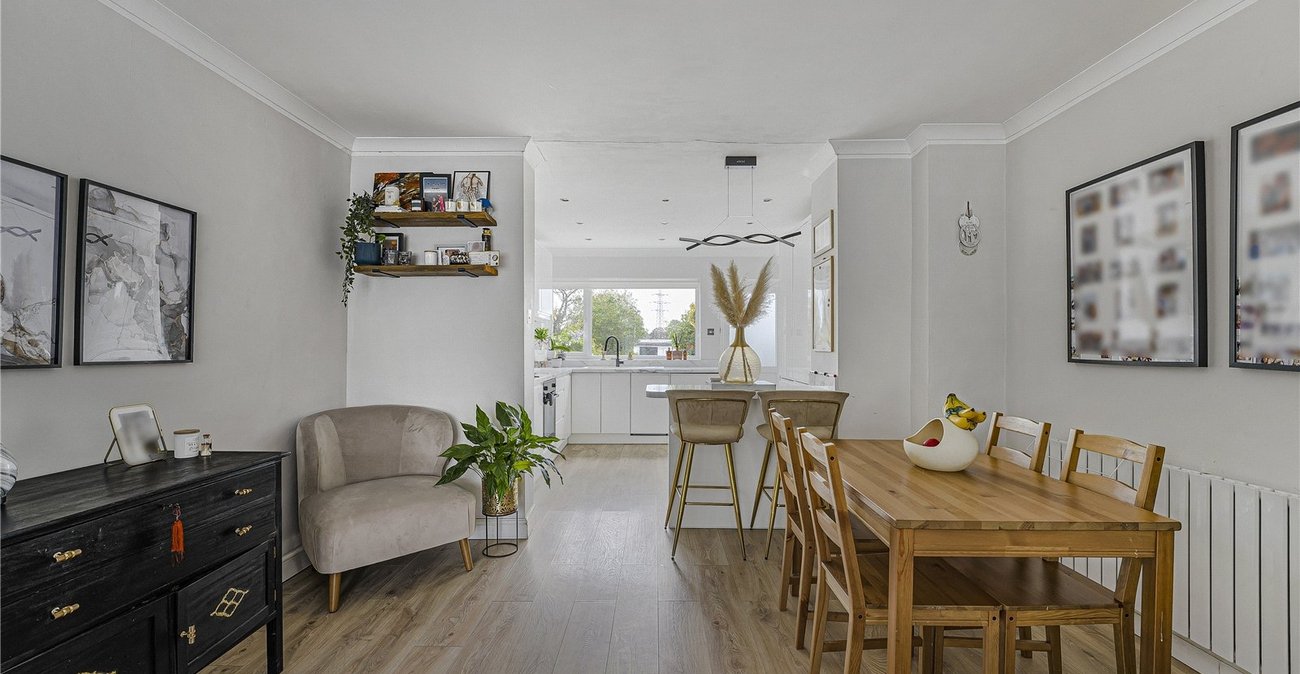 2 bedroom house for sale in Sidcup | Robinson Jackson