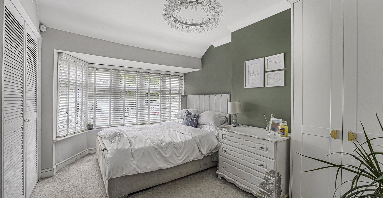 2 bedroom house for sale in Sidcup | Robinson Jackson