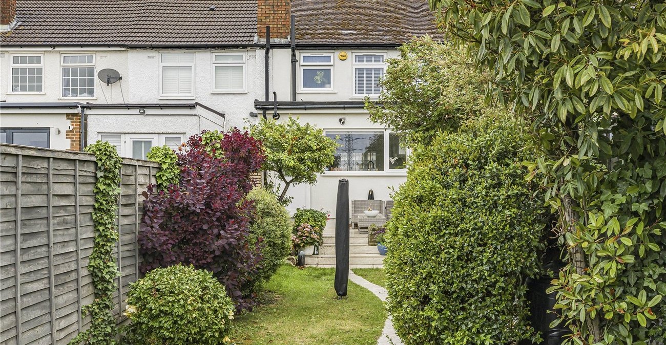 2 bedroom house for sale in Sidcup | Robinson Jackson