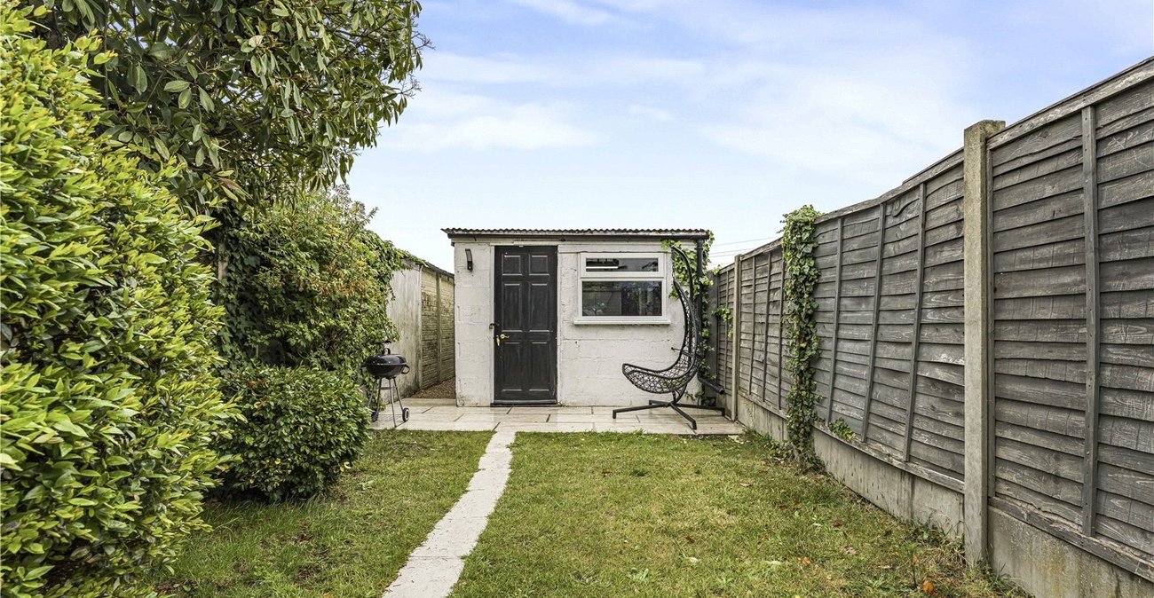 2 bedroom house for sale in Sidcup | Robinson Jackson