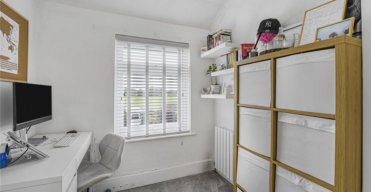 2 bedroom house for sale in Sidcup | Robinson Jackson