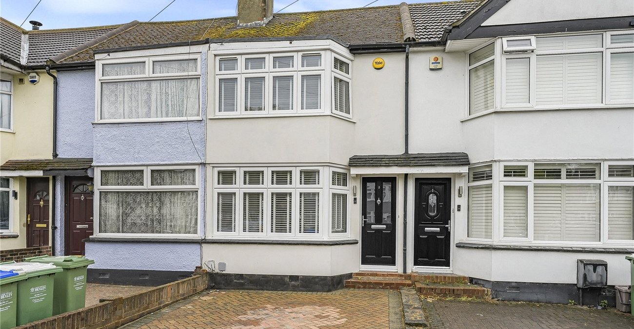 2 bedroom house for sale in Sidcup | Robinson Jackson