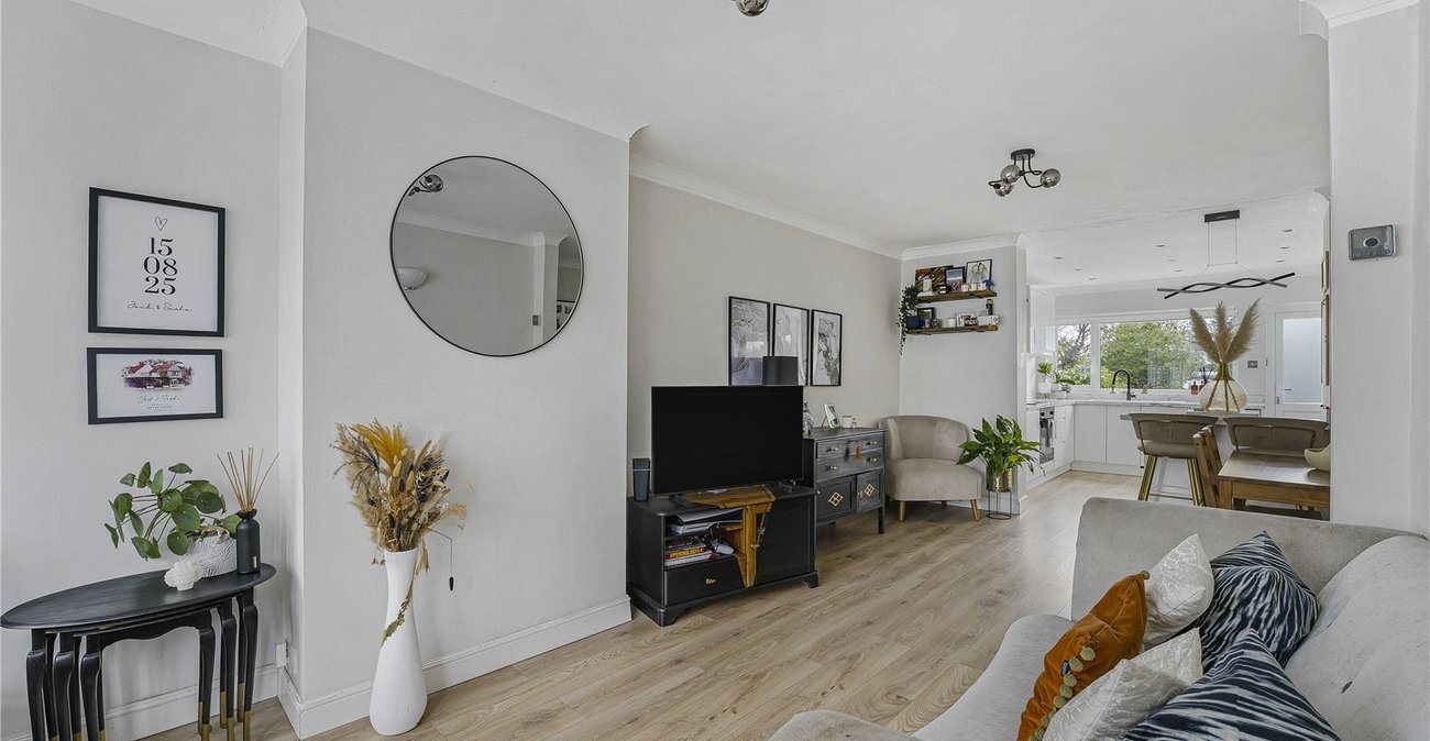 2 bedroom house for sale in Sidcup | Robinson Jackson