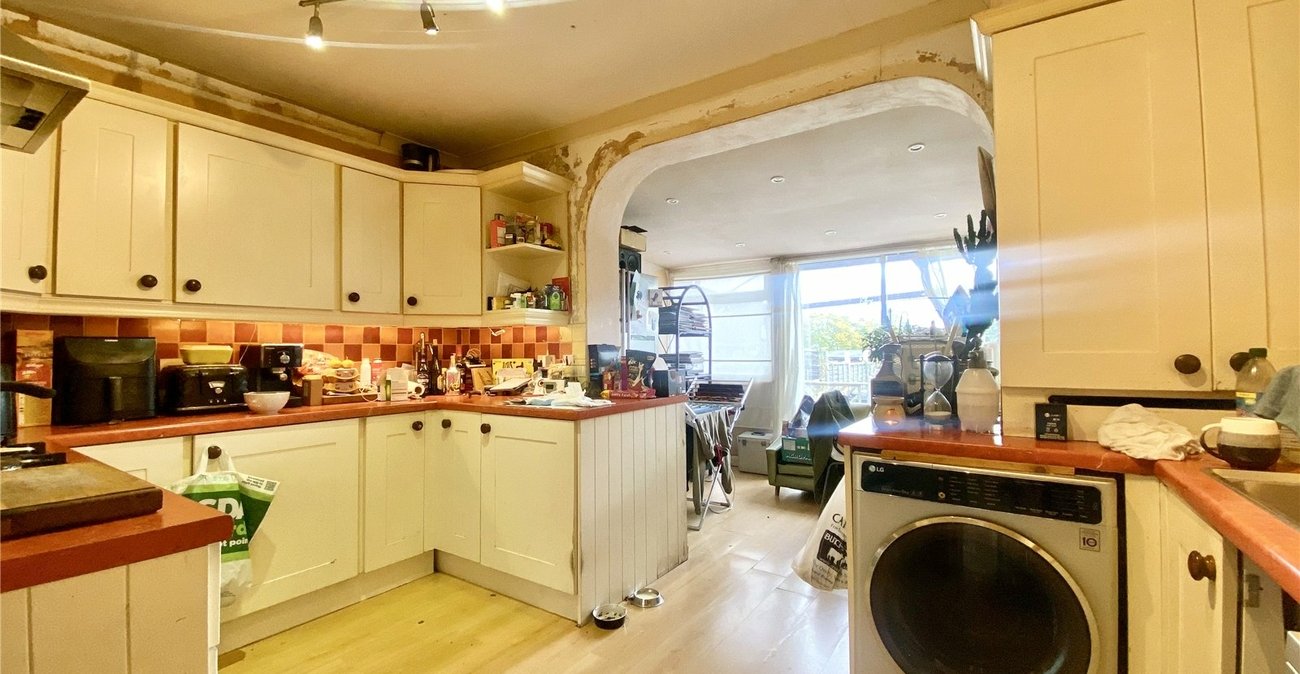 2 bedroom house for sale in Sidcup | Robinson Jackson