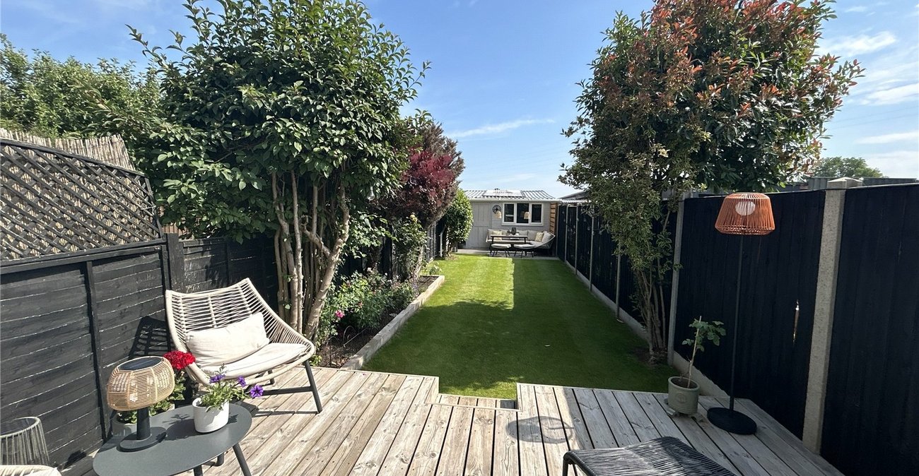 2 bedroom house for sale in Sidcup | Robinson Jackson