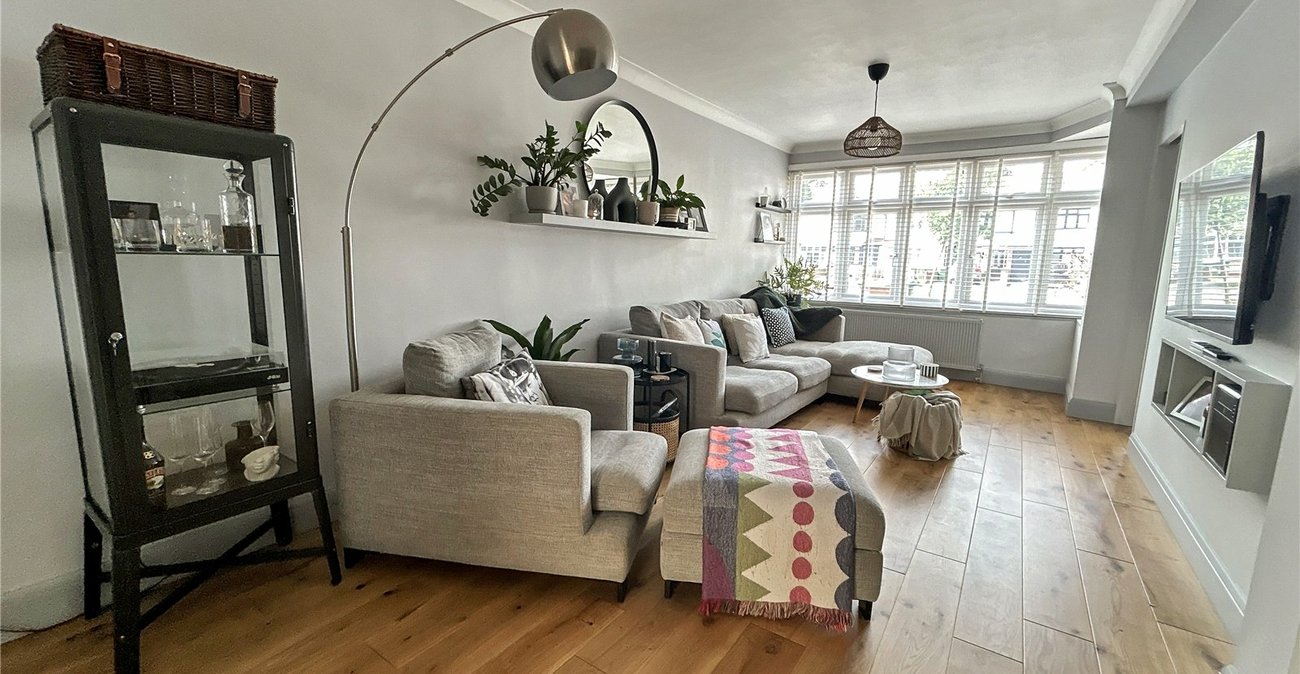 2 bedroom house for sale in Sidcup | Robinson Jackson