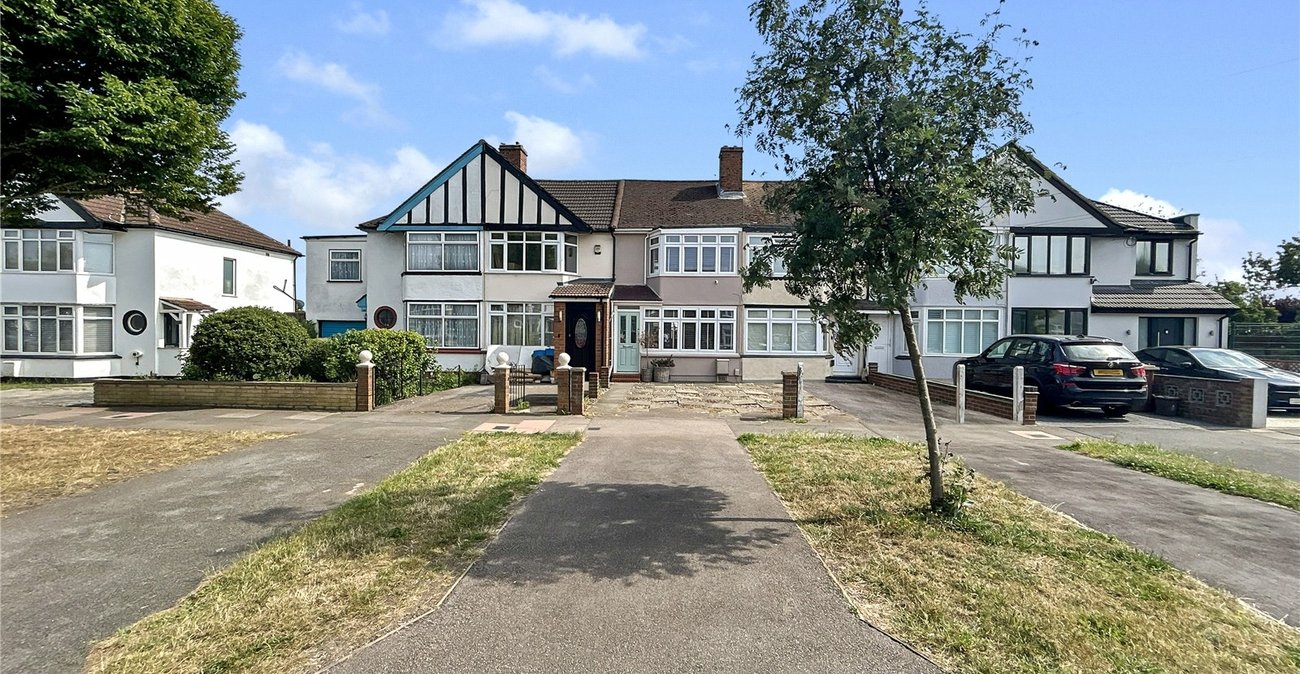2 bedroom house for sale in Sidcup | Robinson Jackson