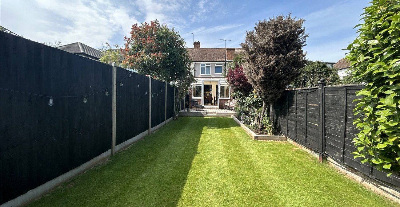 2 bedroom house for sale in Sidcup | Robinson Jackson